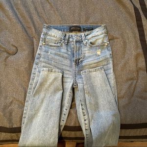 NWOT Kendall & Kylie High Rise Jeans